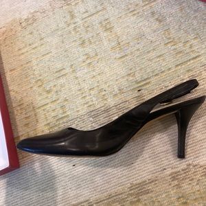 Vince Camuto, Black, Size 11